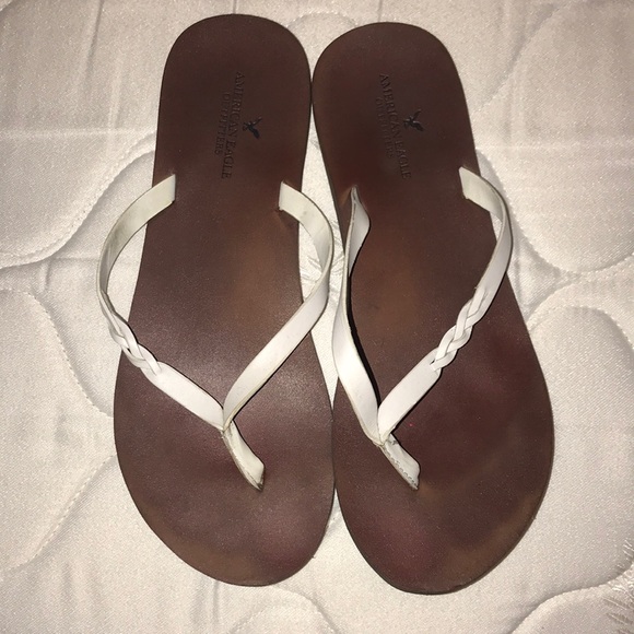 American Eagle Outfitters Shoes - American Eagle flip flops